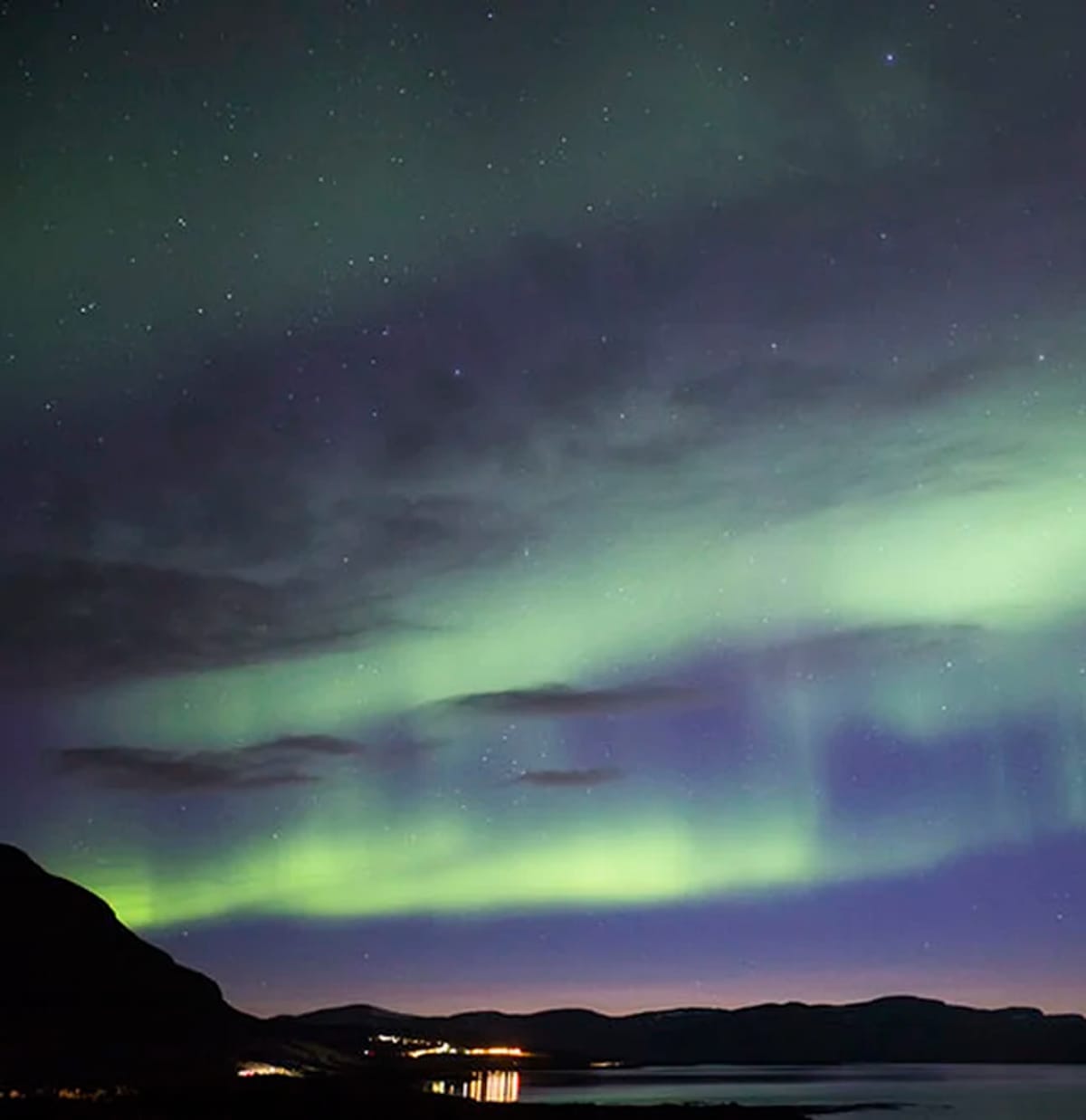 norrsken på hösten över abisko