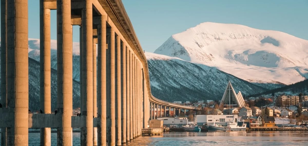Tromsø — Aurora Tour Base — aurora viewing